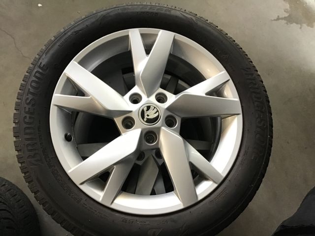 Fahrzeugabbildung Skoda Octavia 2.0 TDI Style Combi Navi/AHK/ACC/HUD/Mem