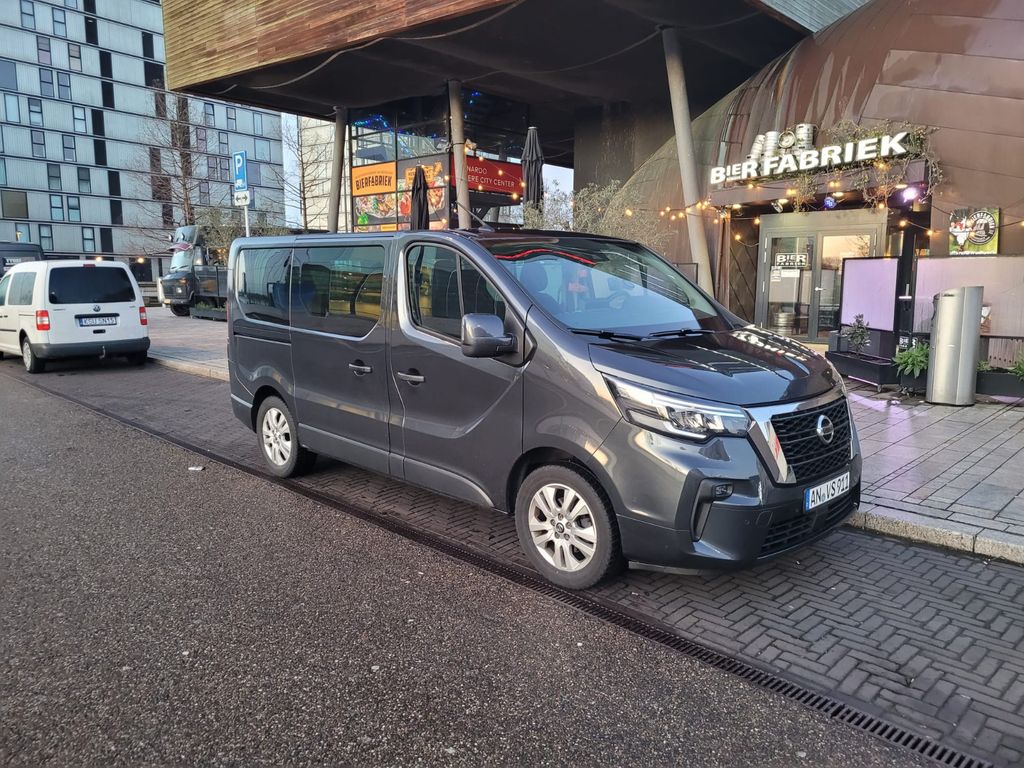 Image of Nissan NV300