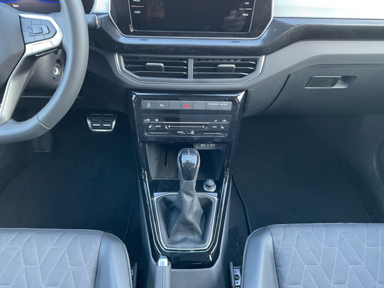Volkswagen T-Cross - Bild 12