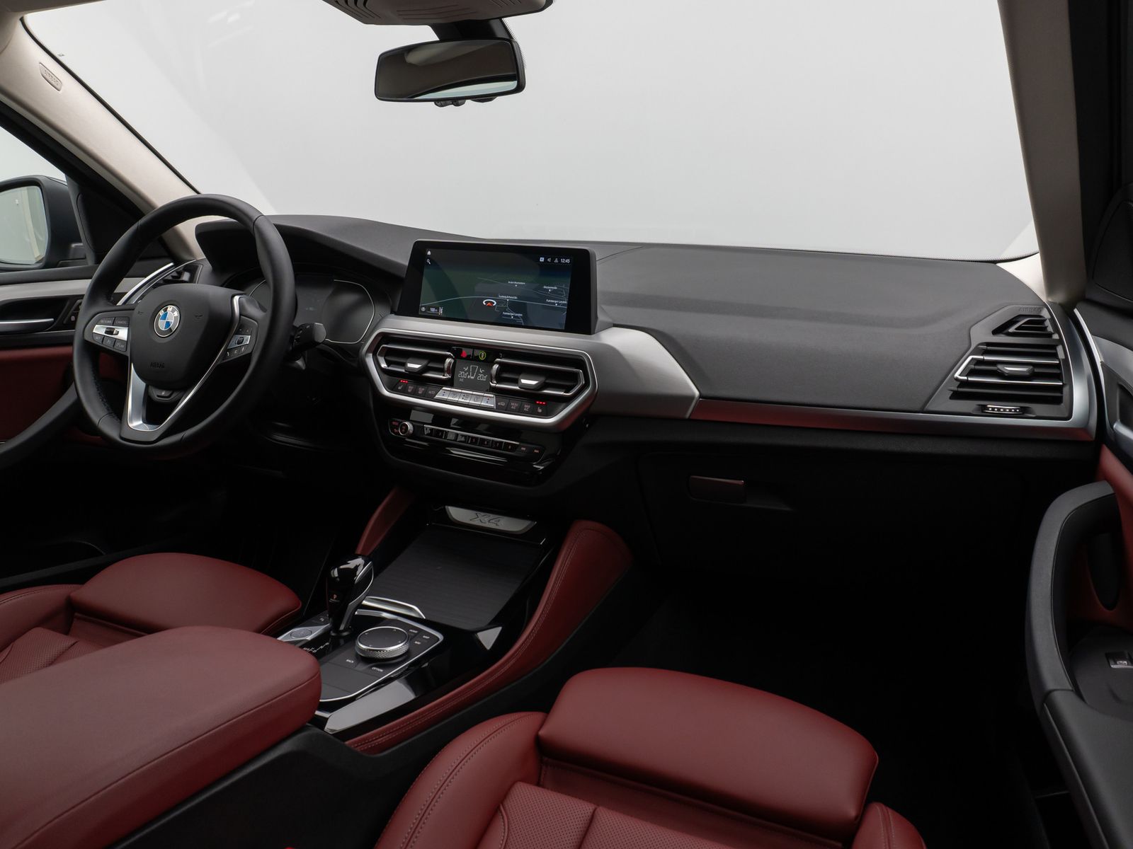 Fahrzeugabbildung BMW X4 xD20d 360°DAB HiFi Fernlichtassist AHK Sport