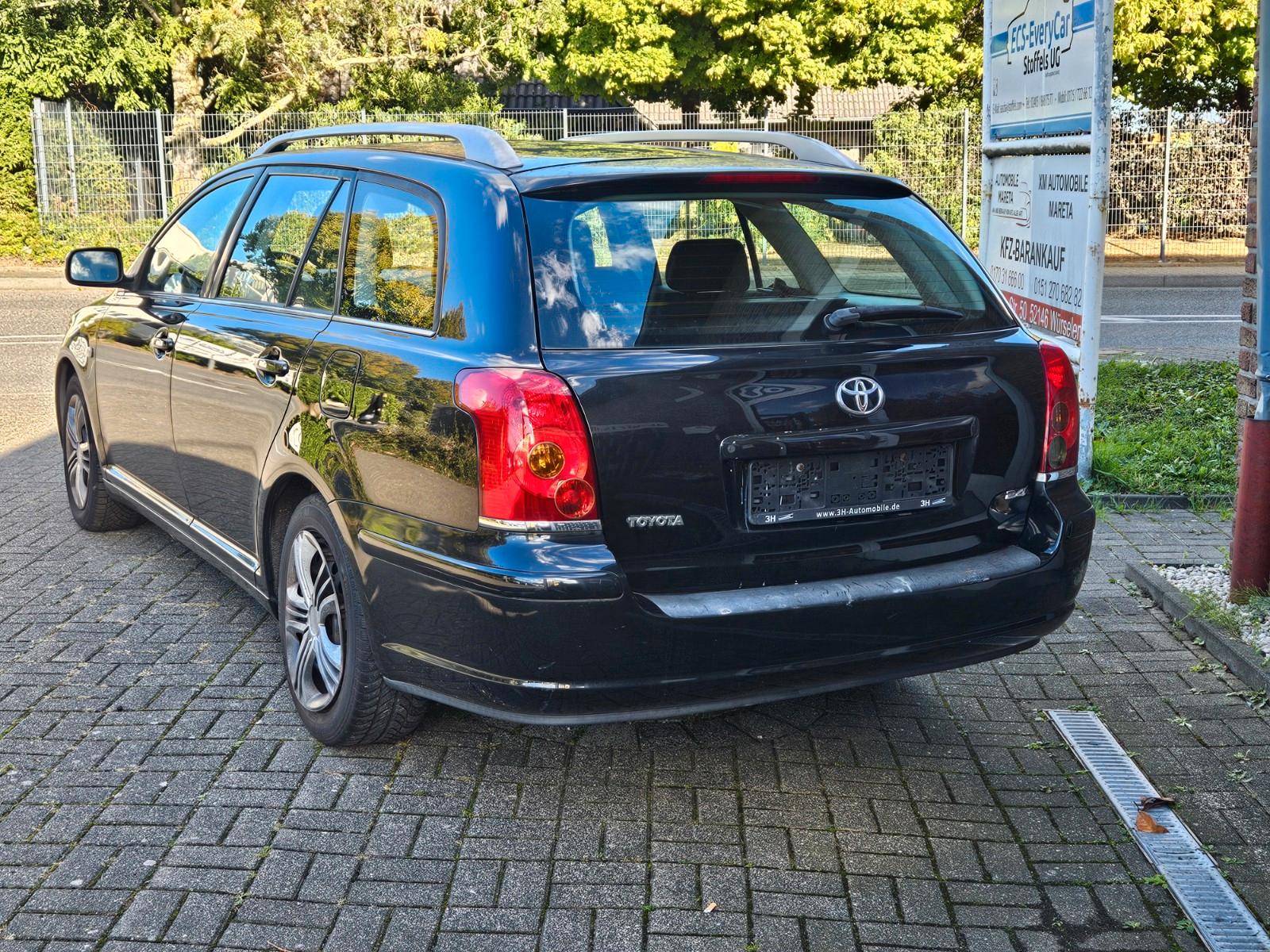 Toyota Avensis 2004 — engine 2.362 cm³, 163 HP (120kW)