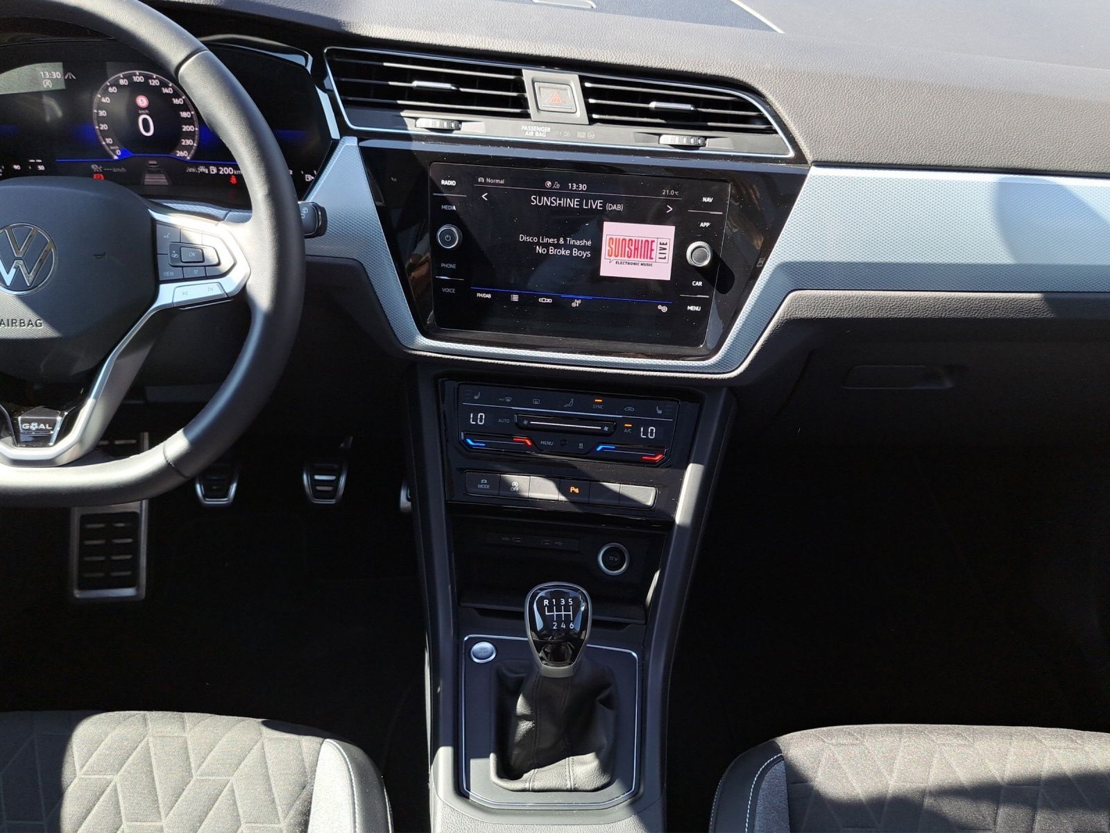 Volkswagen Touran - Bild 6