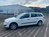 Opel Astra H Caravan Selection "110 Jahre" - Opel Astra aus 2009: Kombi