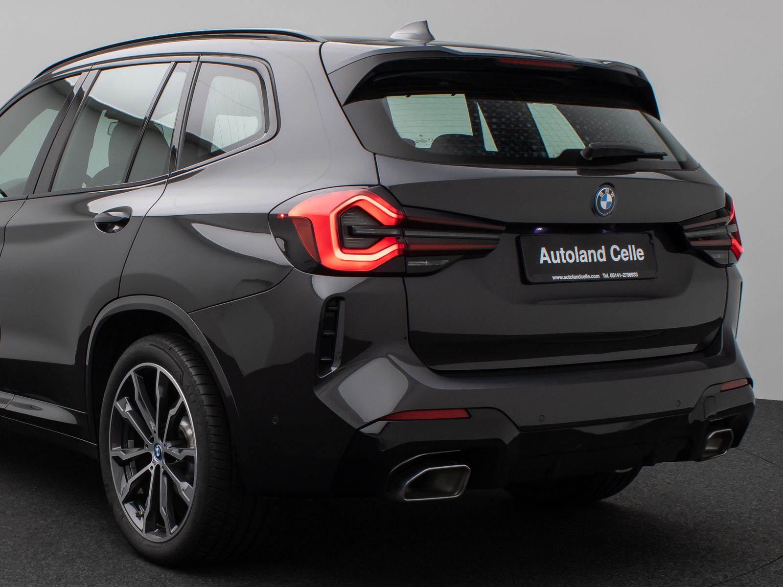 Fahrzeugabbildung BMW X3 xD30e M Sport Panorama 360° HUD DAB HiFi AHK