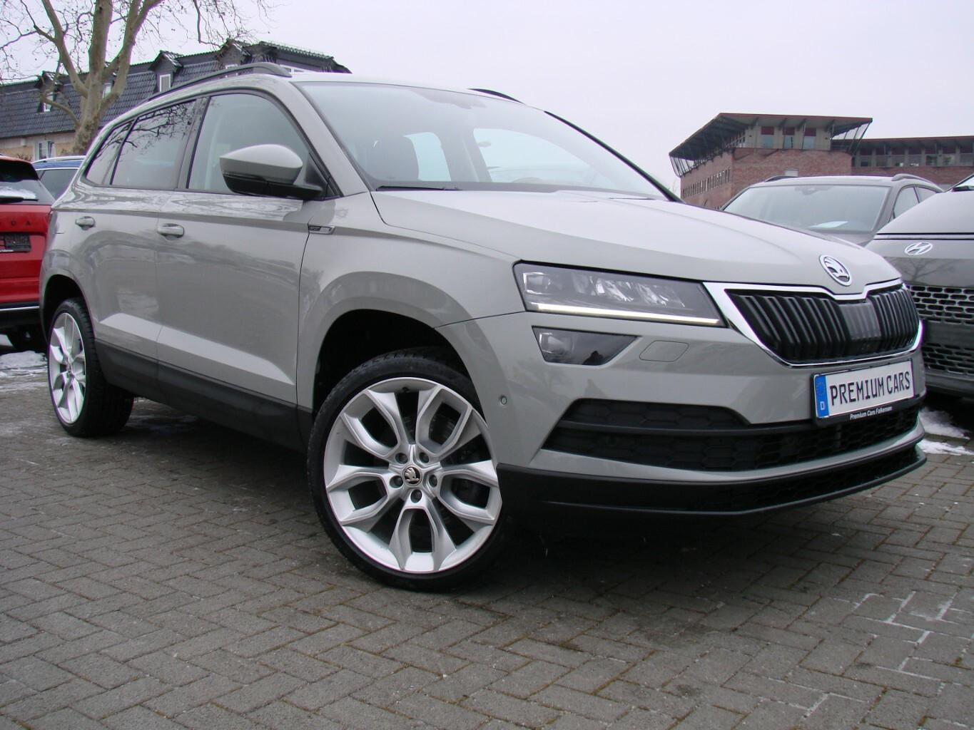 Skoda Karoq 1,5TSi Style ACC LED Kamera Family Paket I