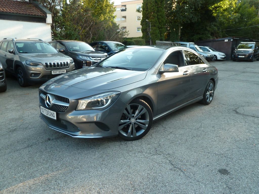 Image of Mercedes-Benz CLA 200