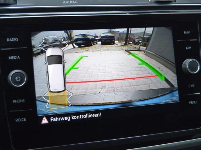 Touran 1.5 TSI DSG Move 7-SITZER/IQ.DRIVE-PAKET/