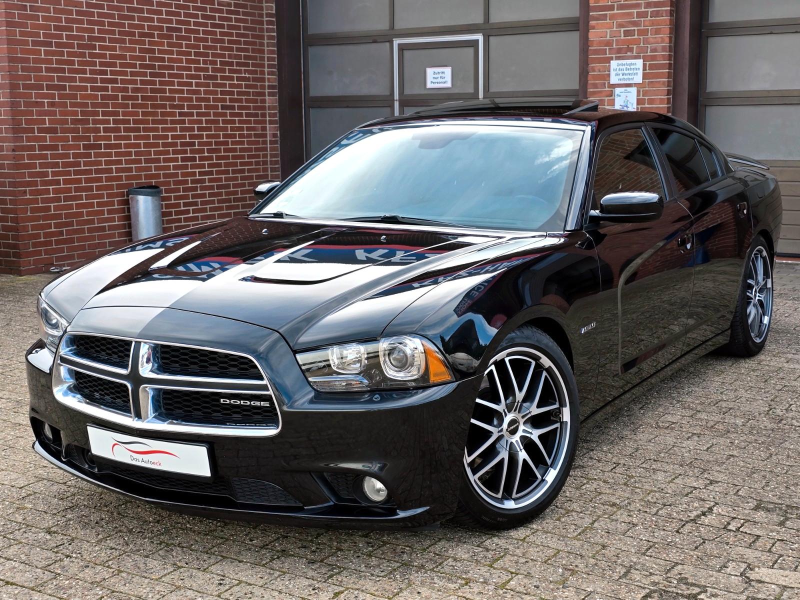 Dodge Charger 5.7 R/T Hemi - Vollausstattung /