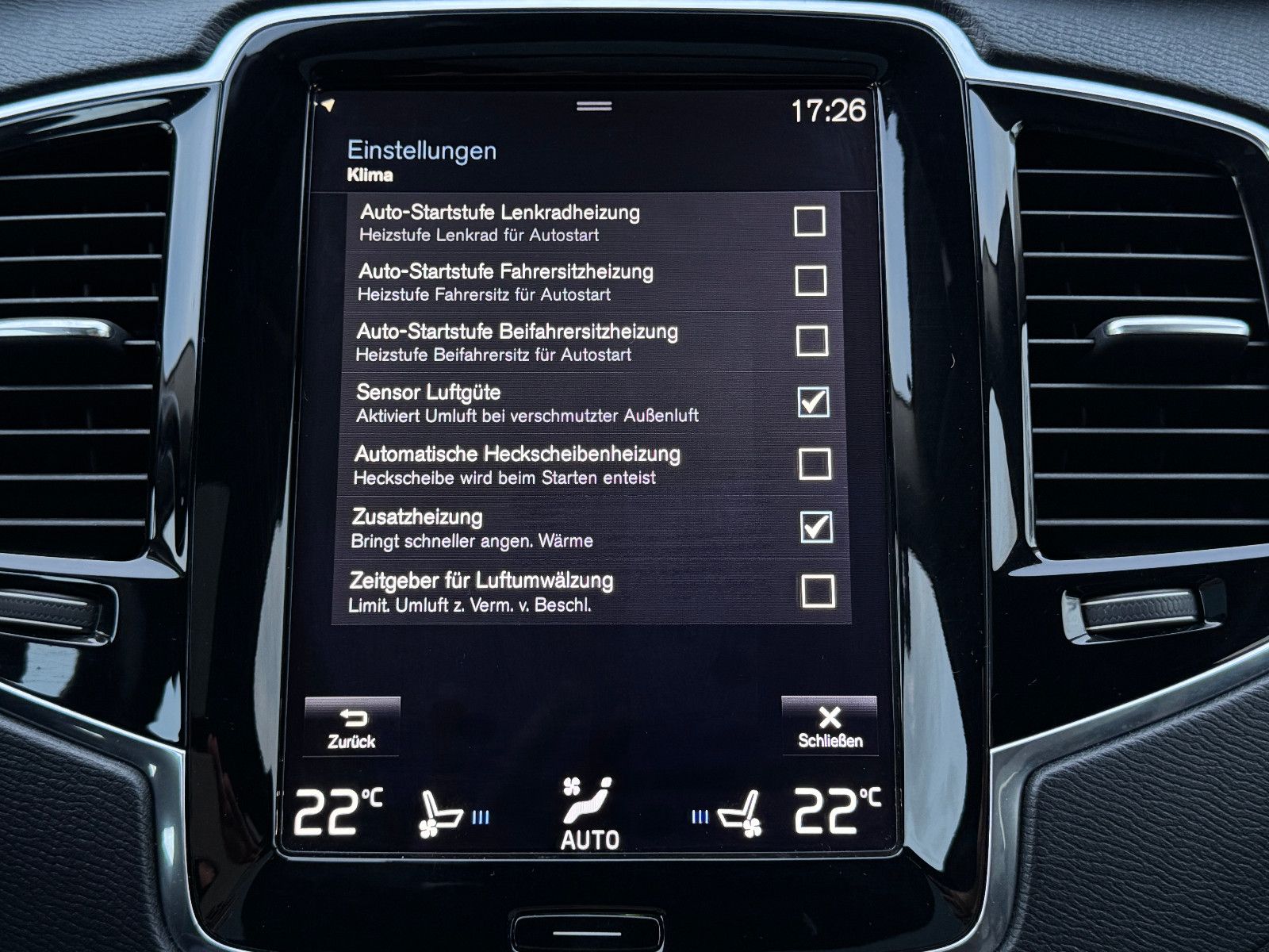 Fahrzeugabbildung Volvo XC90 INSCRIPTION AWD PANO HUD SITZKLIMA MEMORY