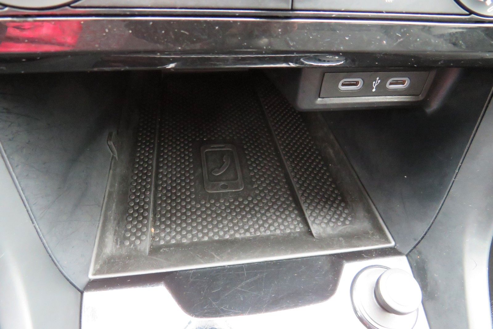 Fahrzeugabbildung Volkswagen T-CROSSLife LED SPORTP. SITZH. NAVI APP "AKTIONS