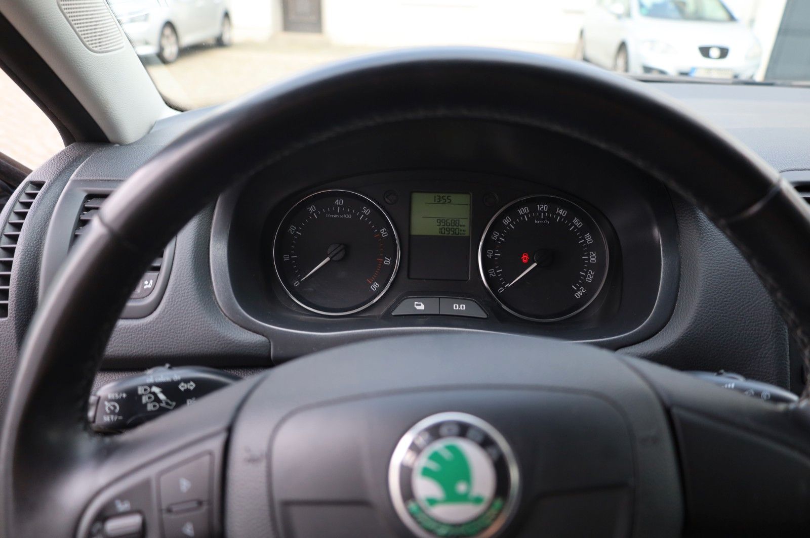 Fahrzeugabbildung SKODA Fabia Combi Family 1,2 TSI *SHZ *PDC *Climatro.