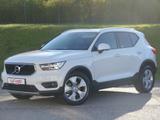 Volvo XC 40 D3 Momentum LED Navi Teilleder AHK Kamera - Volvo XC40 mit Diesel-Antrieb: Automatik