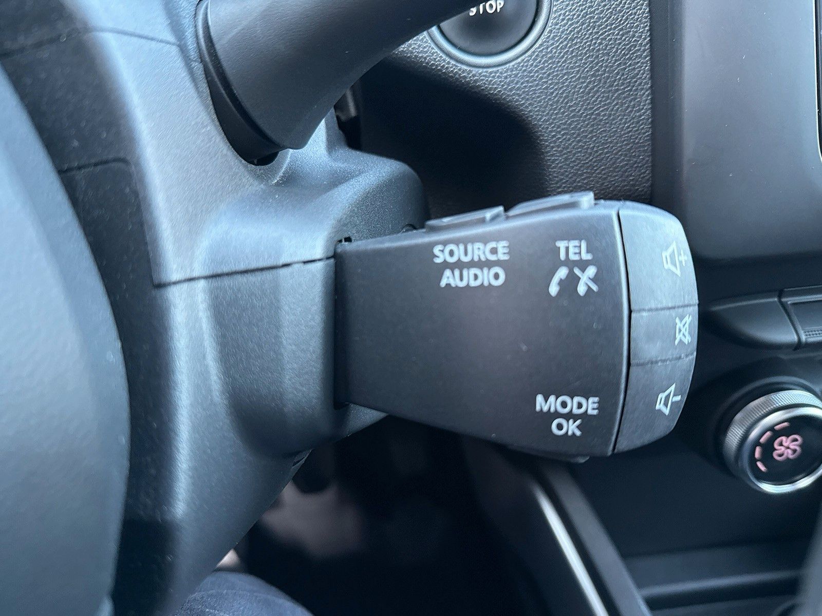 Fahrzeugabbildung Dacia Duster II Prestige *Kamera*Navi*DAB*Totwinkelass