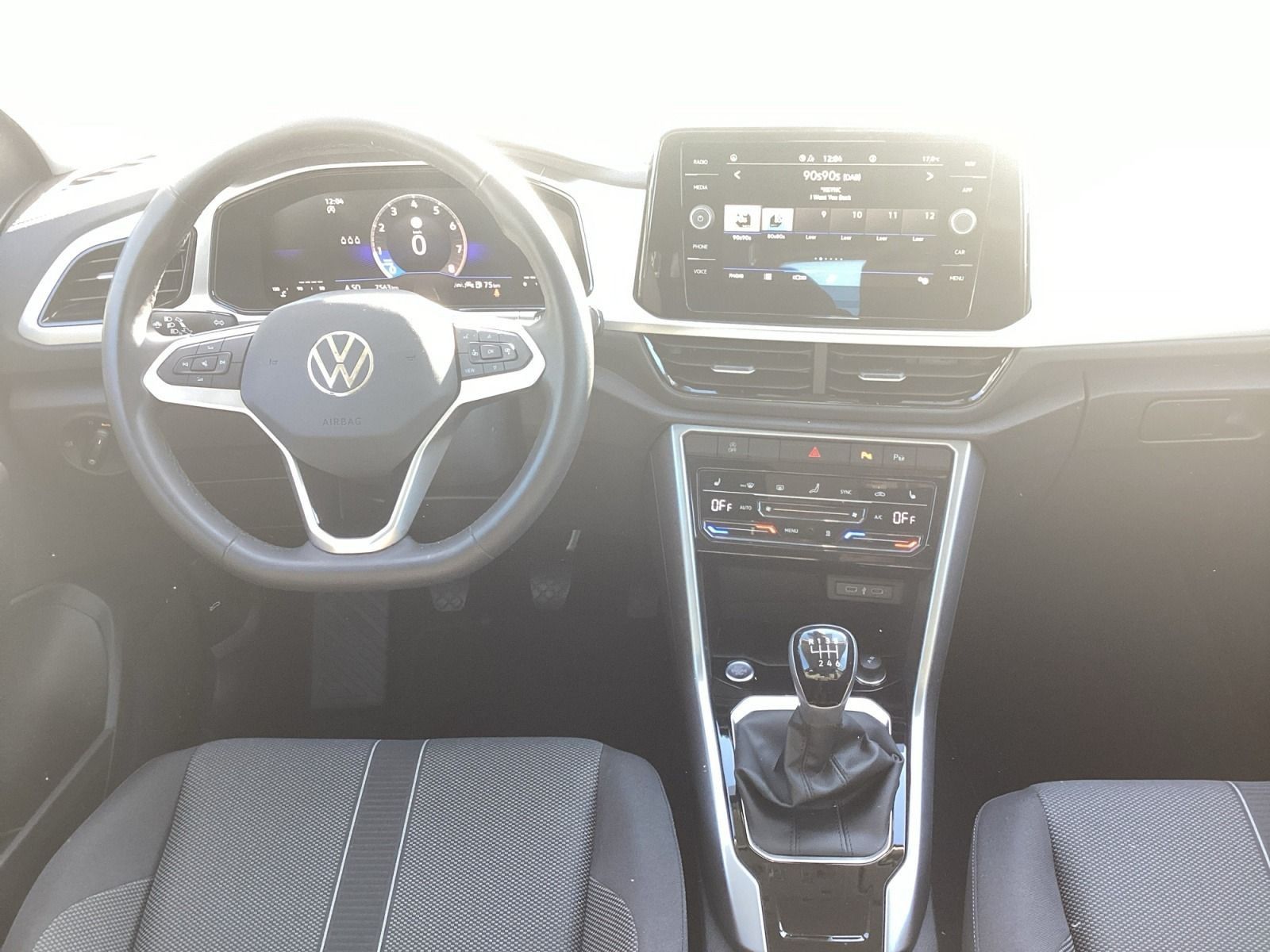 Volkswagen T-Roc - Bild 11
