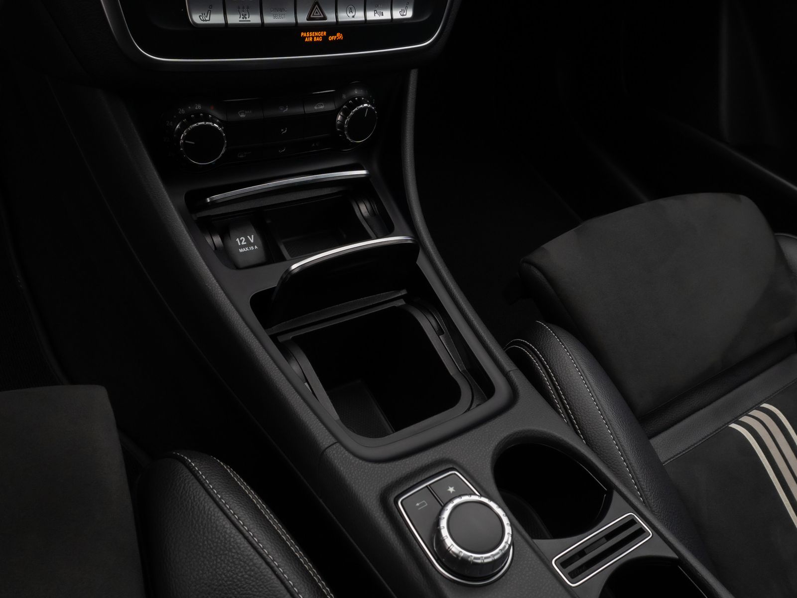 Fahrzeugabbildung Mercedes-Benz CLA 220 Shooting Brake /d 4Matic AMG Pano Standh