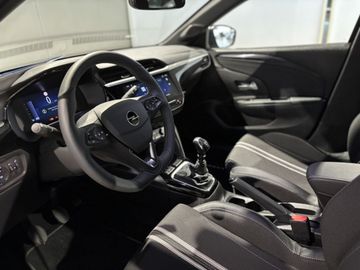 Fotografie 15 des Opel Corsa 1.2 Direct Injection Turbo GS