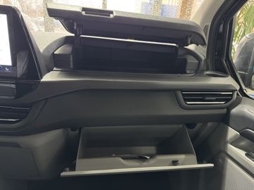 Ford Tourneo Custom 2.0 EcoBlue L1 Titanium