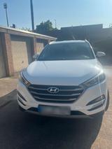 Hyundai Verkaufe meinen Hyundai Tucson 1.6 Liter M... - Hyundai TUCSON Gebrauchtwagen in Osnabrück