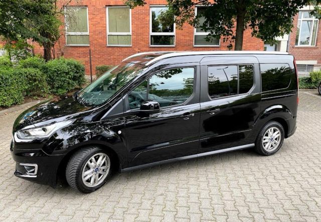 Ford Grand Tourneo Connect Titanium LANG VERSION 16