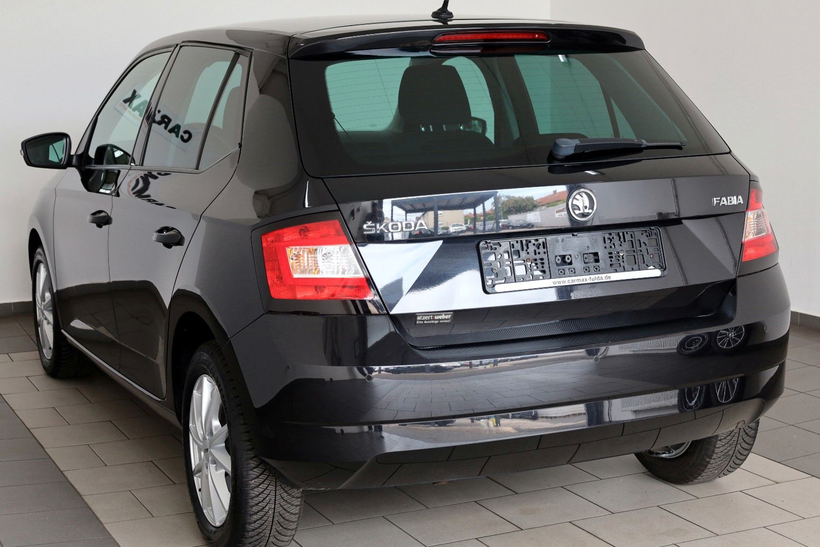 Fahrzeugabbildung SKODA Fabia Ambition PDC,Apple CarPlay,SR+WR