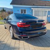 BMW 750i xDrive - scheckheftgepflegte BMW 750