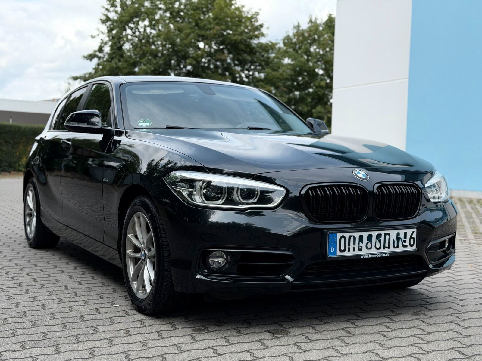 BMW BMW 118i Sport Line | Autom. | TÜV 12|27