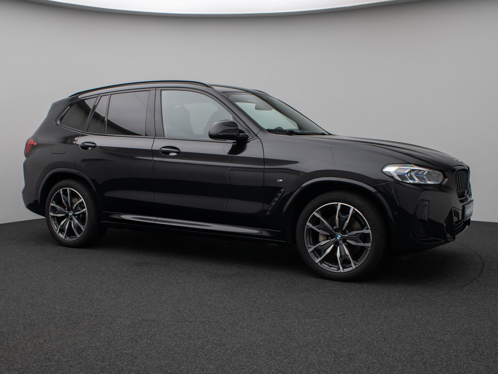 Fahrzeugabbildung BMW X3 xD30d M Sport Kamera Laser DAB HiFi AHK 20"
