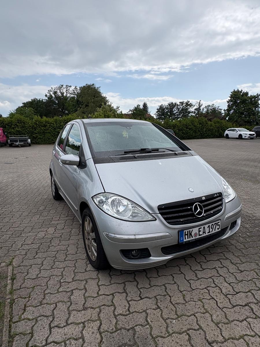Mercedes-Benz A 200