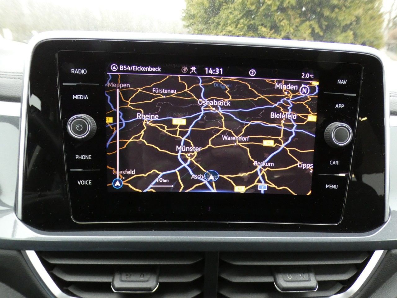 Volkswagen T-Roc TSI Style DSG IQ-Light APP Navi ACC SHZ foto 4