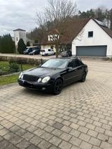 Mercedes-Benz E320 - Mercedes-Benz 320 aus 2004
