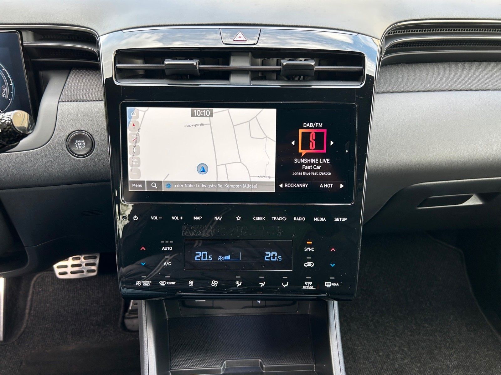 Fahrzeugabbildung Hyundai TUCSON PHEV 4WD N LINE AHK 2J-GARANTIE MWST/AUSW