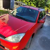 Ford Focus 1.8 Turnier Ghia  - Ford Focus aus 1999: Turnier