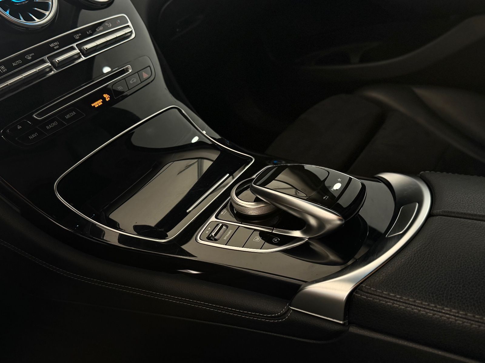 Mercedes-Benz GLC 350d 4Matic AMG-Line 360° Pano AHK Ambiente foto 19