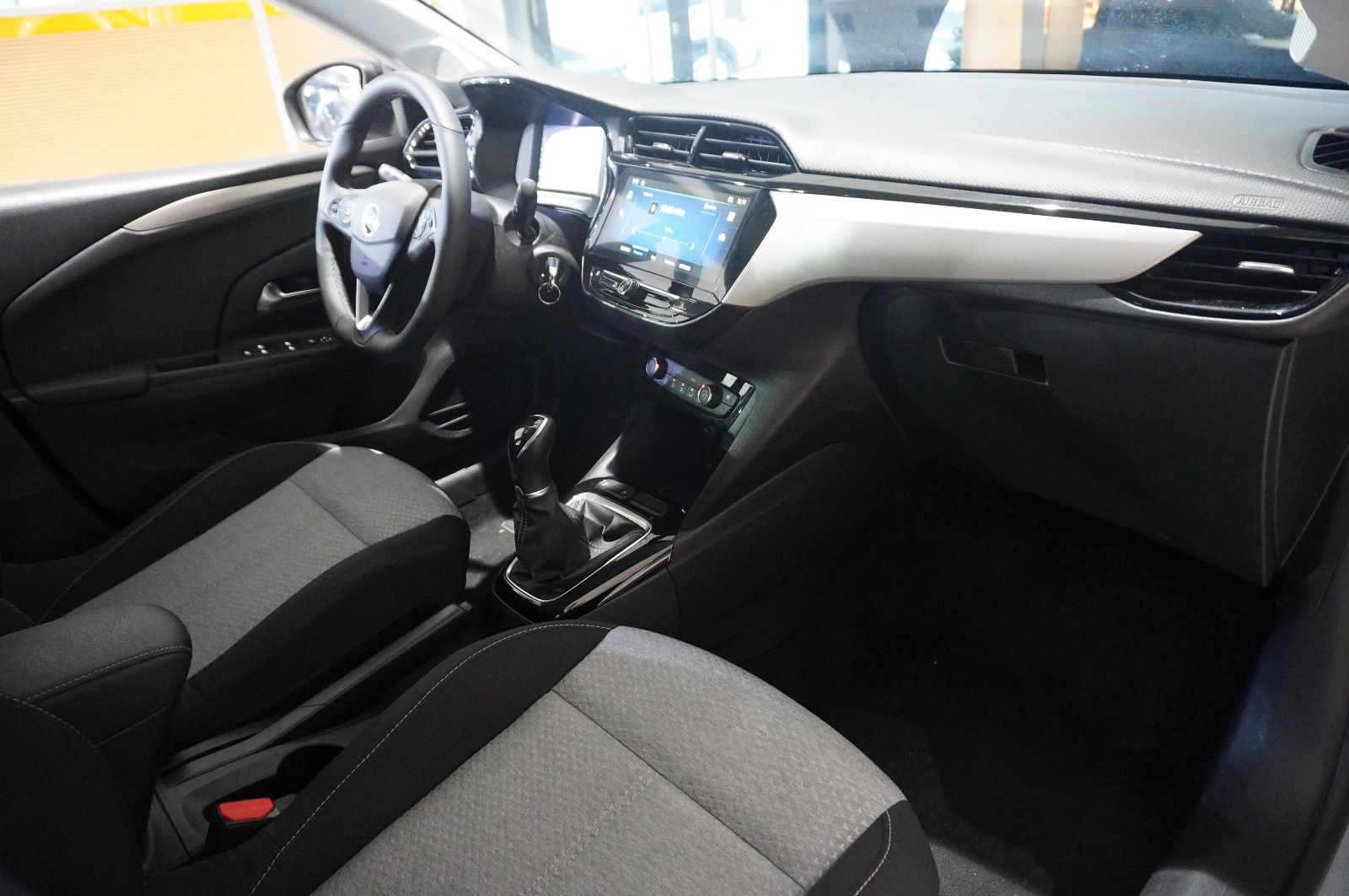 Fahrzeugabbildung Opel Corsa F 1.2 "FACELIFT" NAVI/LED/KAMERA/VIRT./SHZ
