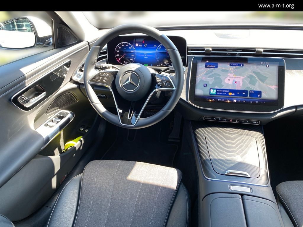 MERCEDES-BENZ E 300 e T Avantg.*AHK*Distronic*Totwinkel*LED