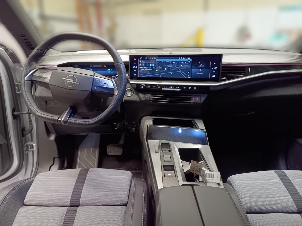 Fahrzeugabbildung Opel Grandland GS MildHybrid 107KW