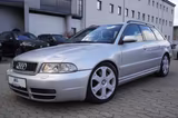 Audi S4 Avant 2.7 V6 quattro Xenon/Schiebe/BOSE/Temp/ - Audi S4: 2.7