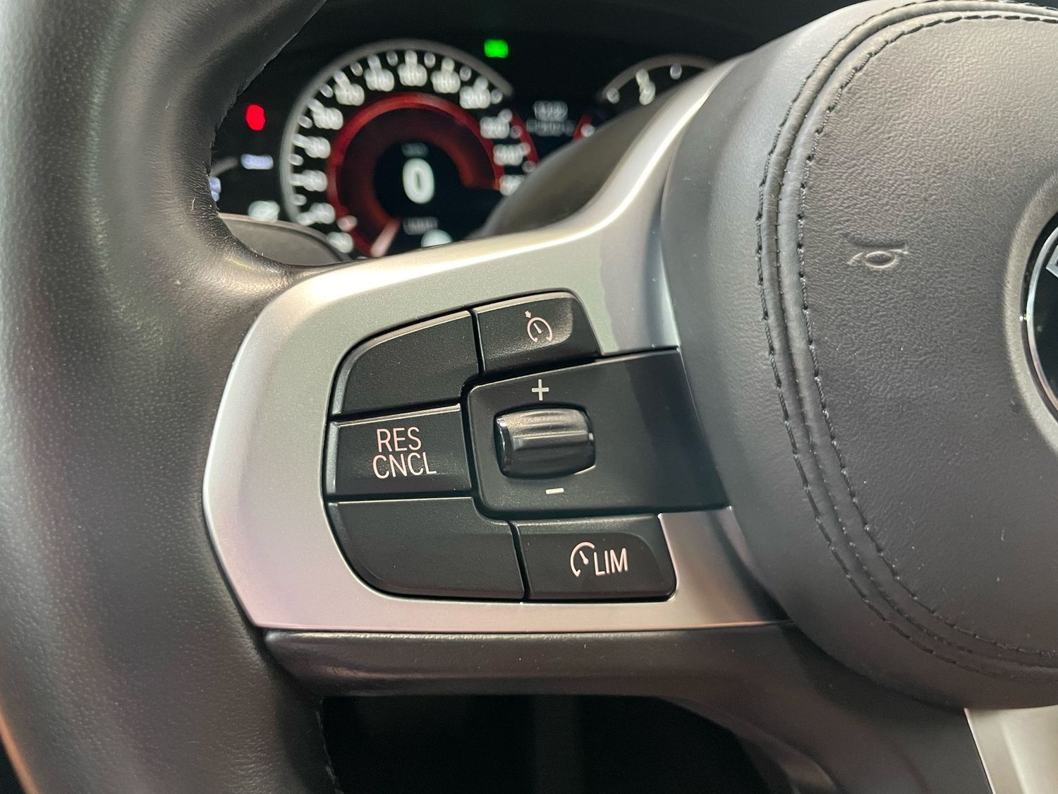 Fahrzeugabbildung BMW X3 xDrive 20d LuxuryLine#Virtual#Pano#Leder#Head