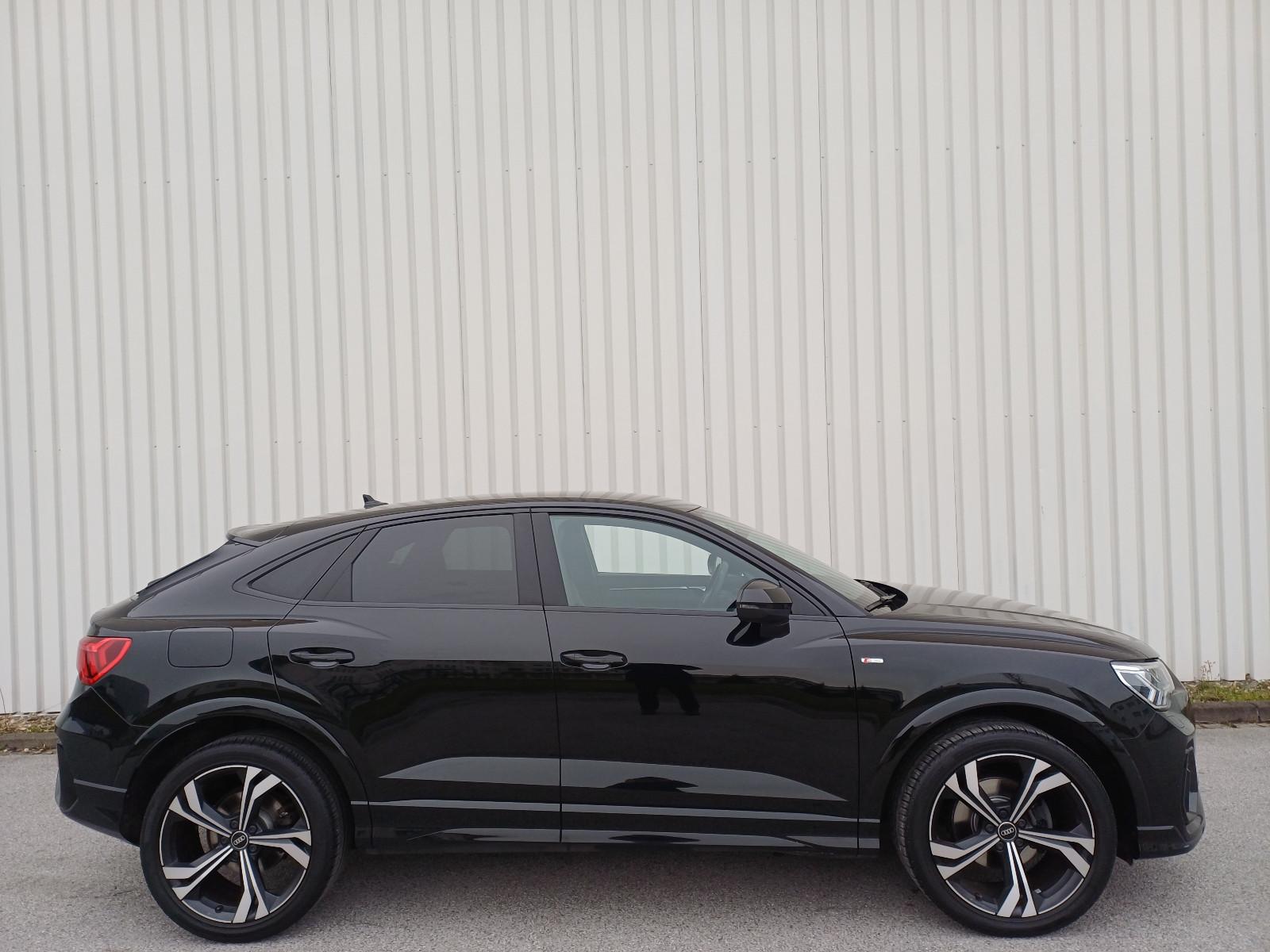 Audi Q3 Sportback 35 TFSI S line LED/ACC/VC/20"/RFK