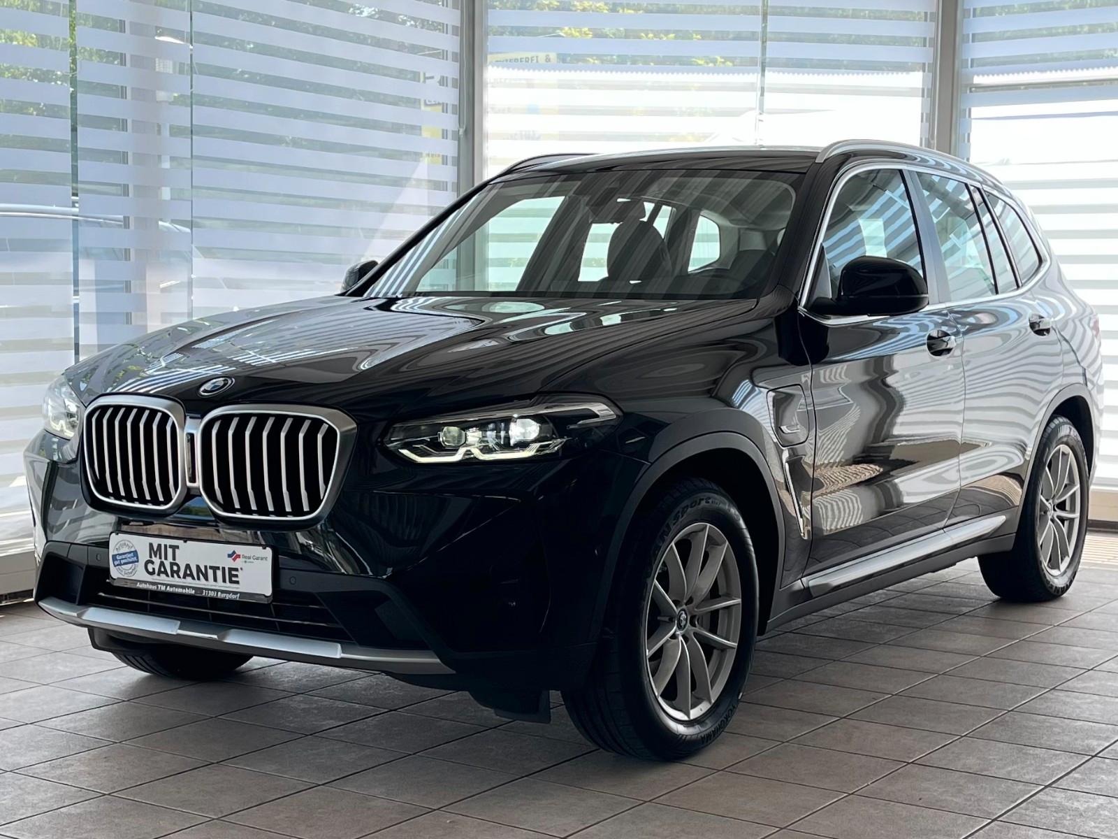 BMW X3 xD 30e FACELIFT KAMERA AHK Sportsitze HiFi