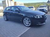 Audi A3 1.8 TFSI S line Sportpaket plus Bi-Xenon Bose - Audi A3 aus 2008: Line