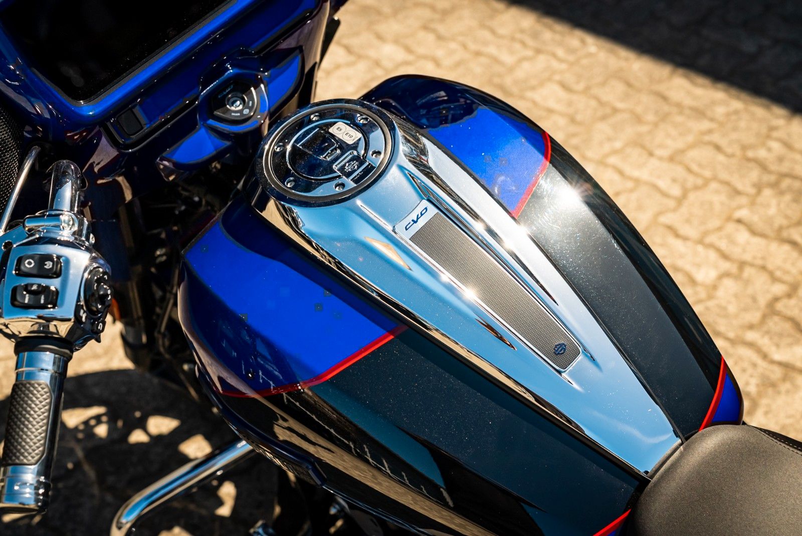 Fahrzeugabbildung Harley-Davidson CVO Street Glide FLHXSE 121 CUI MY25