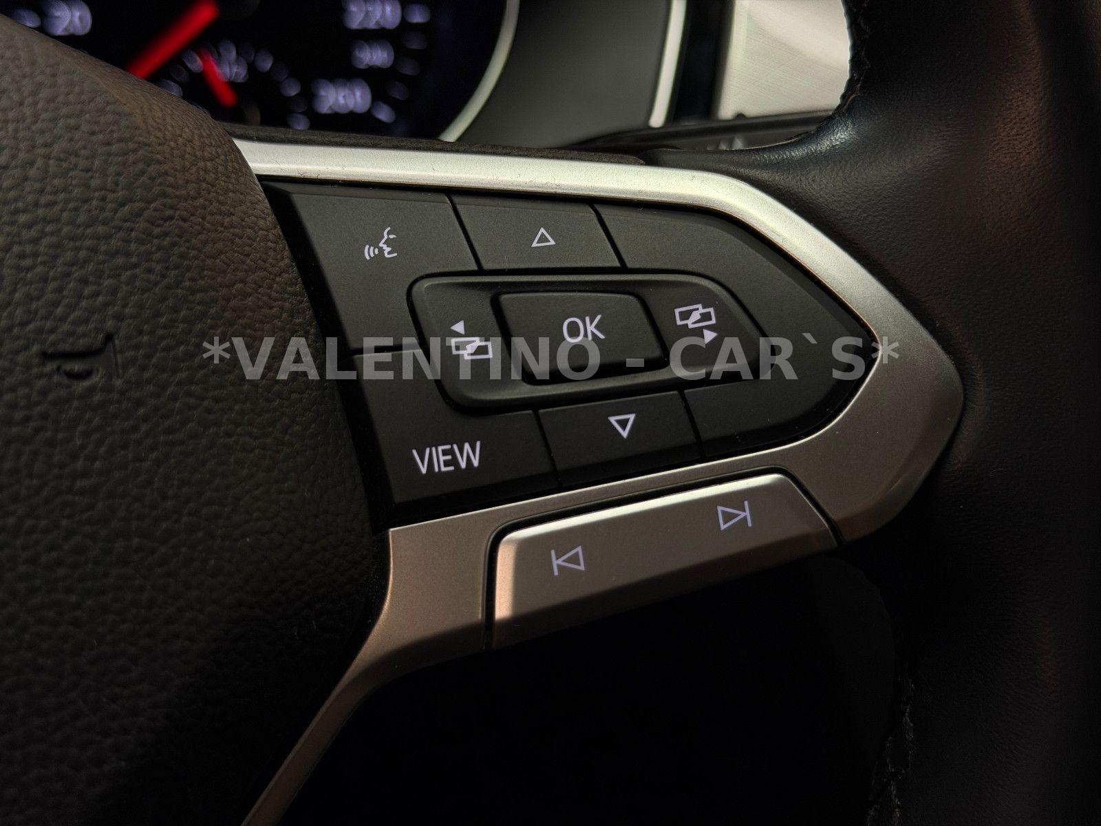 Volkswagen Passat Variant Business DSG/ACC/Kam/App/Navi/AHK
