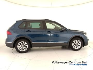 Volkswagen Tiguan - 5