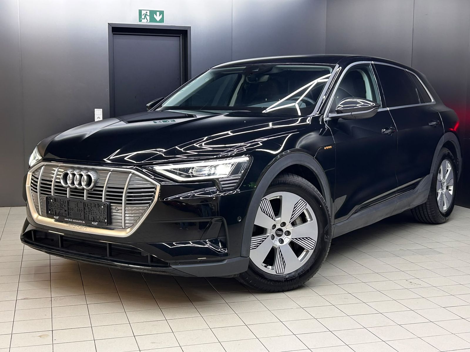 Audi e-tron 50 Quatt ALCANTARA+NAVI+LED SHZ+ACC+APS+ imagem 3