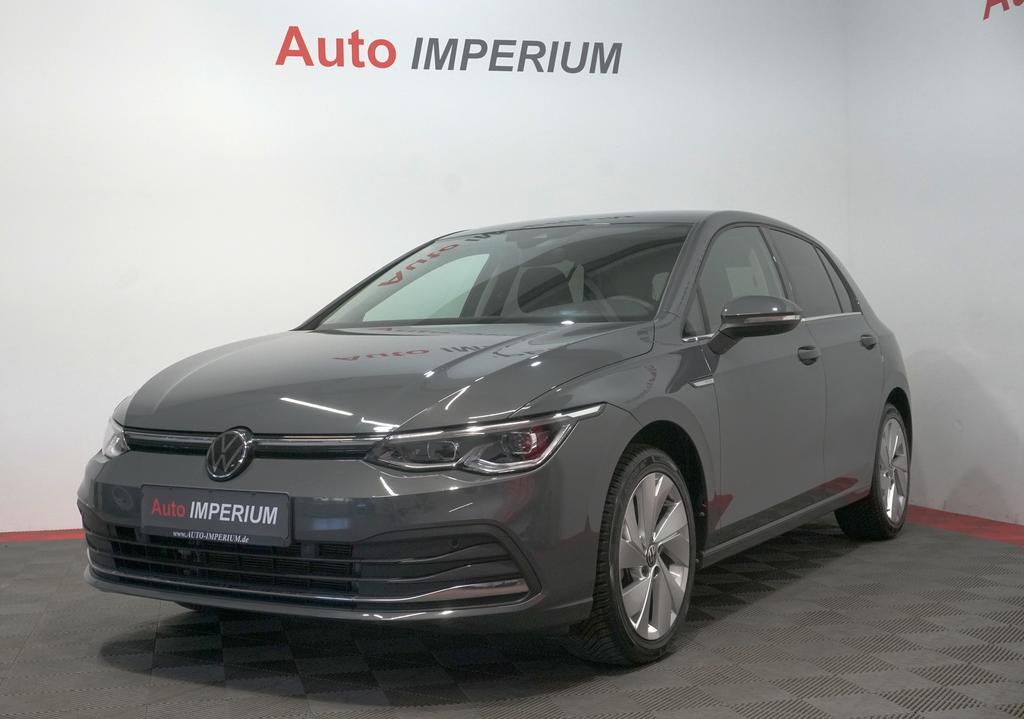 Volkswagen Golf 15 TSI StyleMASSAGELEDACCRfKCarplay 2023