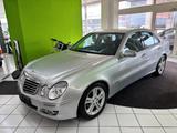 Mercedes-Benz E 200 Kompressor Avantgarde-Teilleder-Navi-Bi.Xe - Mercedes-Benz E 200: Kompressor Avantgarde