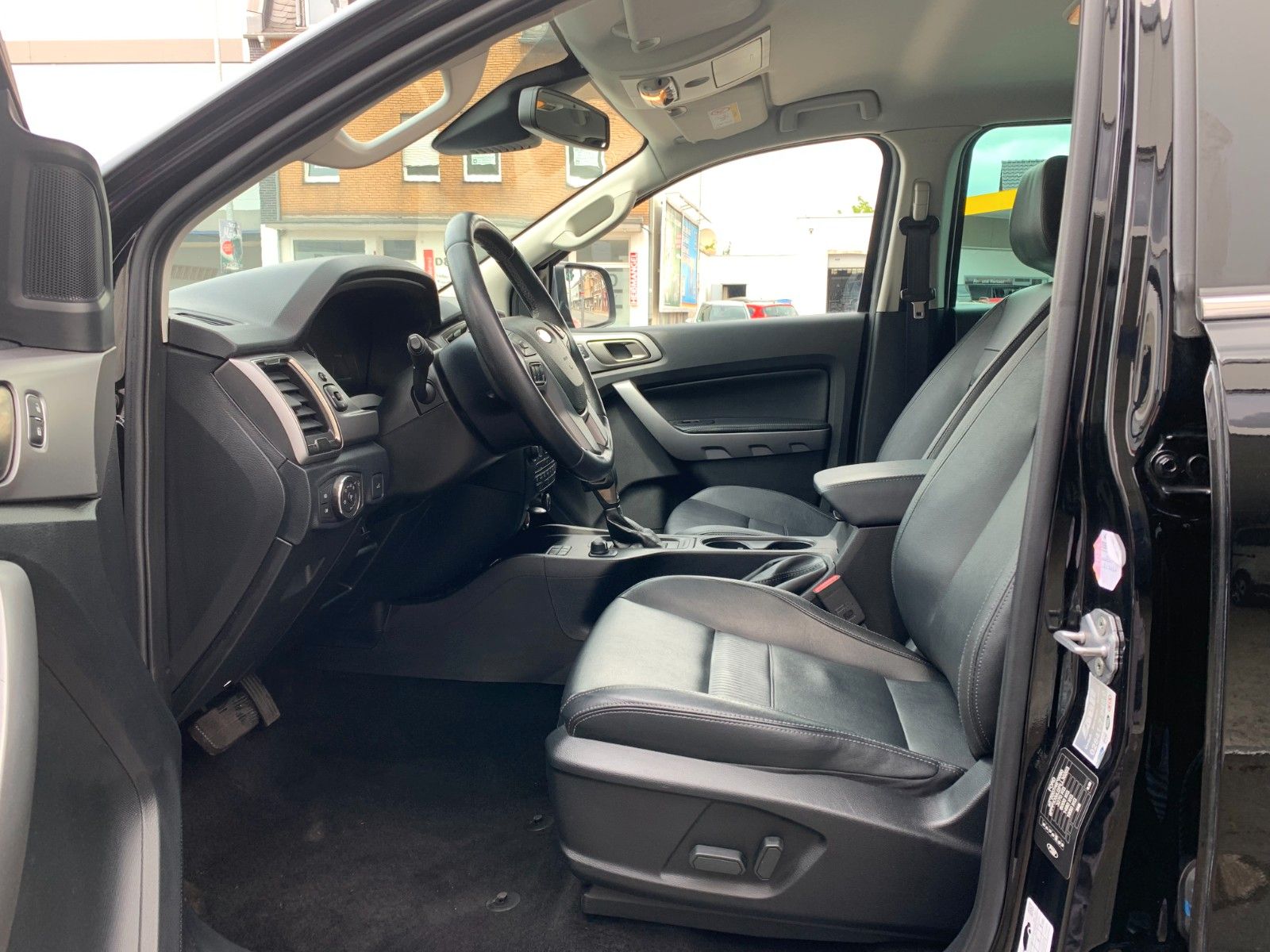 Ford Ranger Limited Doppelkabine 4x4 foto 10