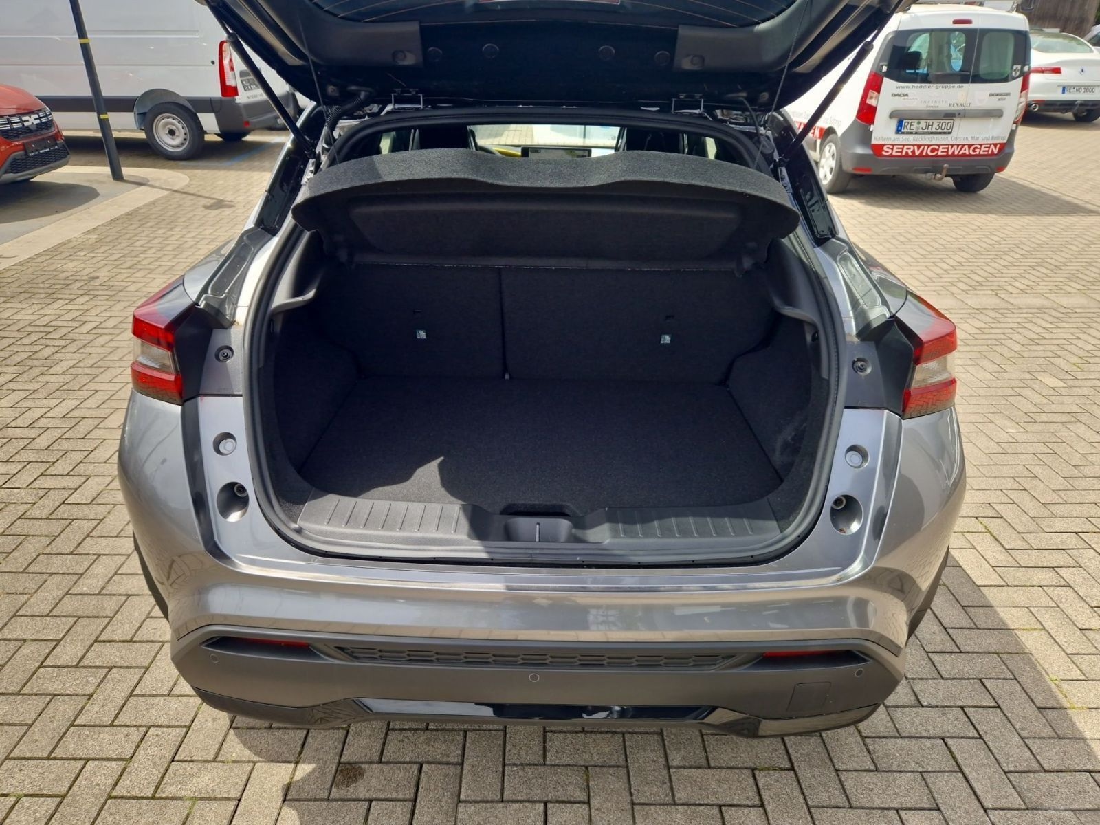 Fahrzeugabbildung Nissan Juke Hybrid N-Sport*Navi *360°Kamera*PDC*Leder