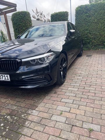 BMW 530d xDrive A -